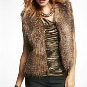 {Express} Faux fur vest